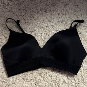 Women's Black Wireless Bra